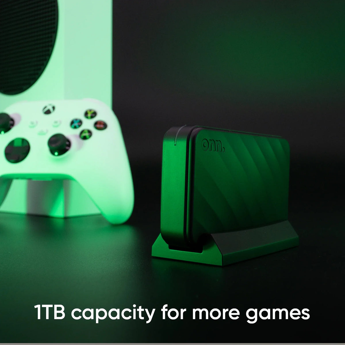Gaming Portable SSD 1TB matching with Xbox One and Xbox Series X|S. onn